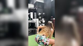 Sommer Ray: Barbells #3