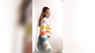 Sophia Diamond: Look at those weapons♥️♥️ #1