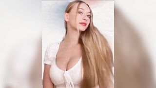 Sophia Diamond: She's giving us a view at those ♥️♥️ #3