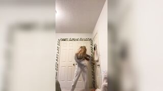 Sophia Diamond: New tik tok (song and dance seem like fun!) #4