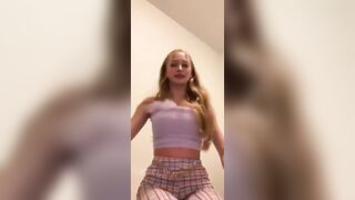 Sophia Diamond: Outfit Check ♥️♥️ isn’t she so hawt #4