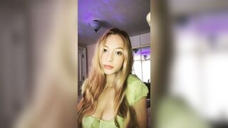 Sophia Diamond: Some cleavage and a wink #2