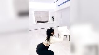 SSSniperwolf: Squat game strong #2