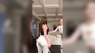 Shaking ass №2