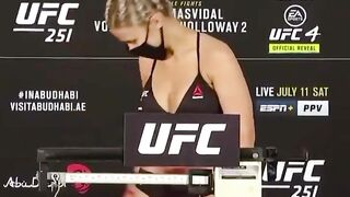 MMA Babes: Paige Vanzant weigh in #4