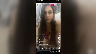 Melany Perez Torres: DENSE CHAVOS, ES DE HACE RATO, CREO LA BANEARON DE INSTAGRAM. #1