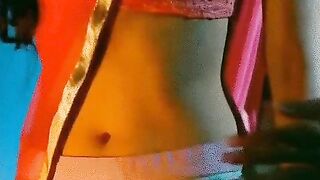 Kriti Sanon - Navel Squeezed Harrrrd ????????????