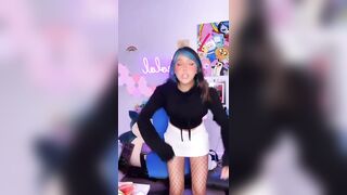 Neekolewd: Neekolul talking about how her “fat, juicy ass” (her words) caused her skirt to rip ♥️♥️ #2