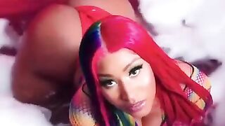 Nicki Minaj: That arch and that big phat juicy booty #4