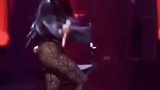 Nicki Minaj: We need twerking like this from her now #2