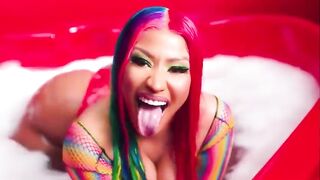 Nicki Minaj: Tweaking gif #1