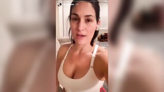 Nikki Bella: Mommy Nikki #2