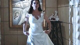 Retro Babes: Jennifer Connelly's incredible figure in The Rocketeer #2