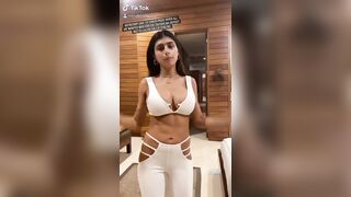 Mia Khalifa: Looking fine #2