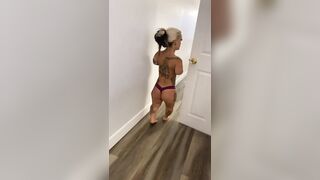 Midgets: Liltwrk booty #2