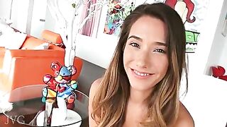 Another minute with Eva Lovia №2