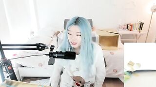 Offlinetv Girls: Jaime's Legs ♥️♥️ #2