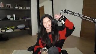 Offlinetv Girls: Ayoooooo lmao #4