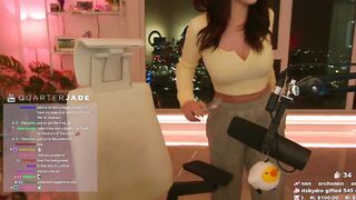 Offlinetv Girls: Jodi Yellow Top #3