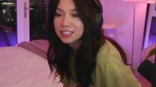 Offlinetv Girls: Jodi Twerking #2