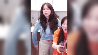 Offlinetv Girls: Jodi tummy #1