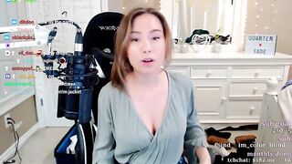 Offlinetv Girls: Jodi trying out some outfits #4