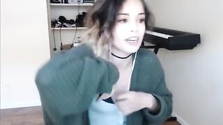 Offlinetv Girls: Sexy bra slip♥️♥️ #2