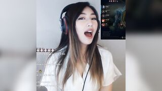 Offlinetv Girls: Open Mouth #2