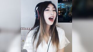 Offlinetv Girls: Open Mouth #3