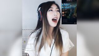 Offlinetv Girls: Open Mouth #4