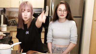 Offlinetv Girls: Tina in shorts #4