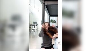 Offlinetv Girls: Tina and kyedae just being adorable! #4