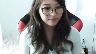 Offlinetv Girls: Hyoon in a tight shirt #2