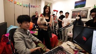 Offlinetv Girls: Miyoung and Aria looking good during Toast's birthday stream #4