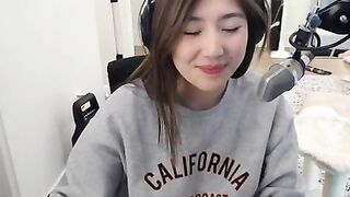 Offlinetv Girls: Just Janet being the prettiest girl. #2