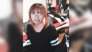 Offlinetv Girls: Classic Lily lip bite #2