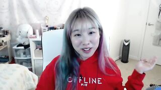 Offlinetv Girls: Celine being adorable #3