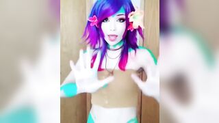 Emiru Neeko - "Girls in Bikinis"