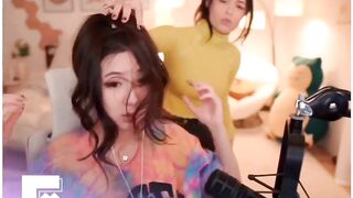 Offlinetv Girls: Rae looking fine af on Leslie's stream #3