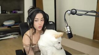 Offlinetv Girls: Rae's new skirt #4