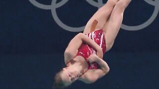 Krysta Palmer amazing ass movement on this dive