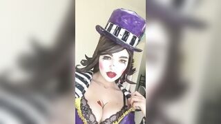 OMGCosplay: Mad Moxxi #3