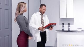 Alina Lopez With Doctor