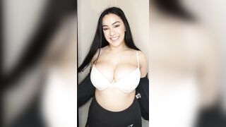 Latinas: Mmm,slow tits♥️♥️ #3